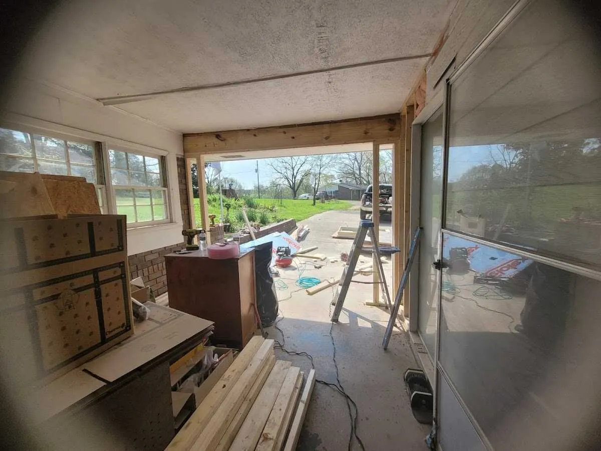 Air movers and dehumidifier for Drying & Dehumidification in Braddock